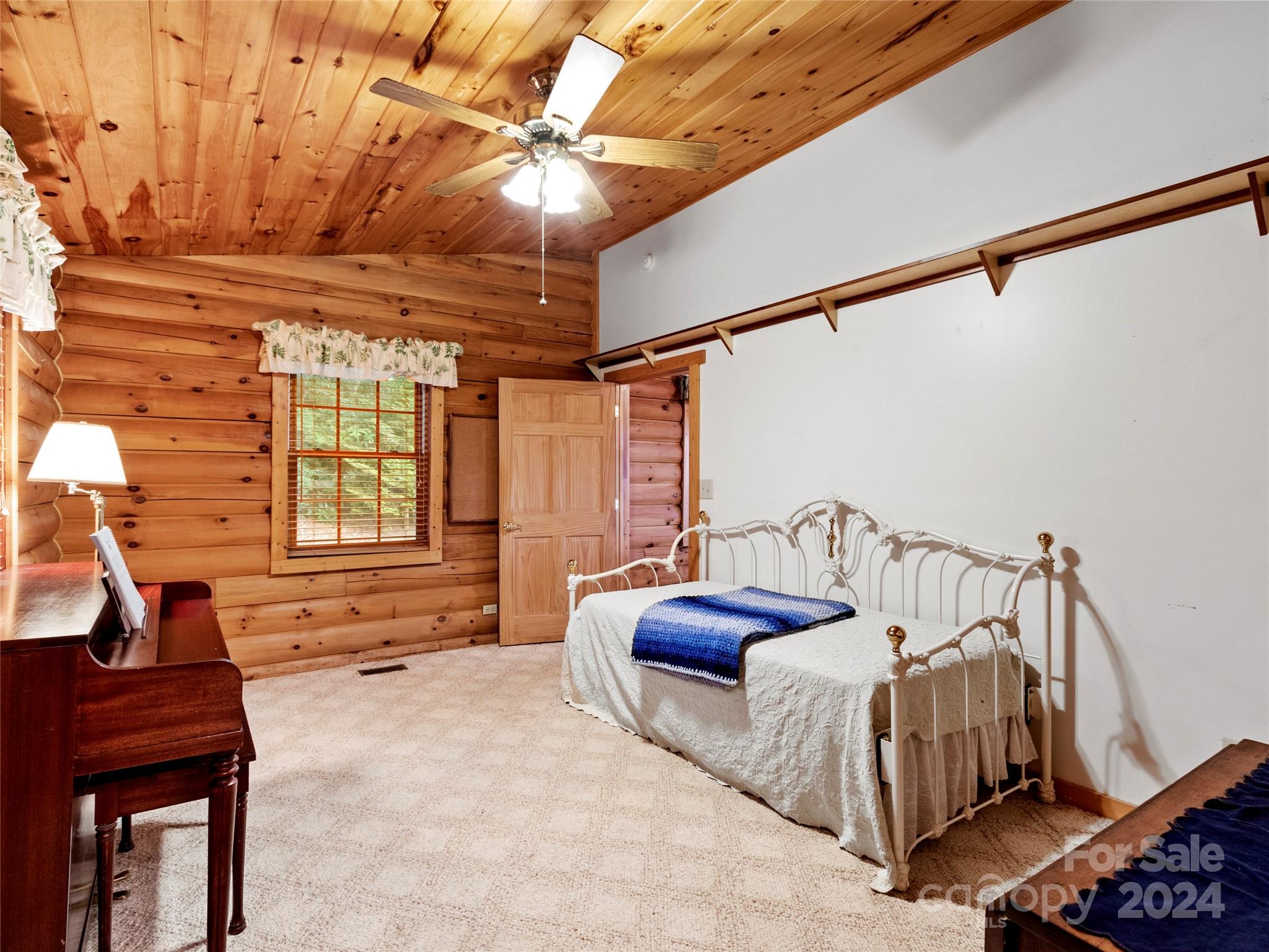 1005 Pine Tree Road Spruce Pine, NC 28777 - Photo 21 of 48 Gallery Image 21