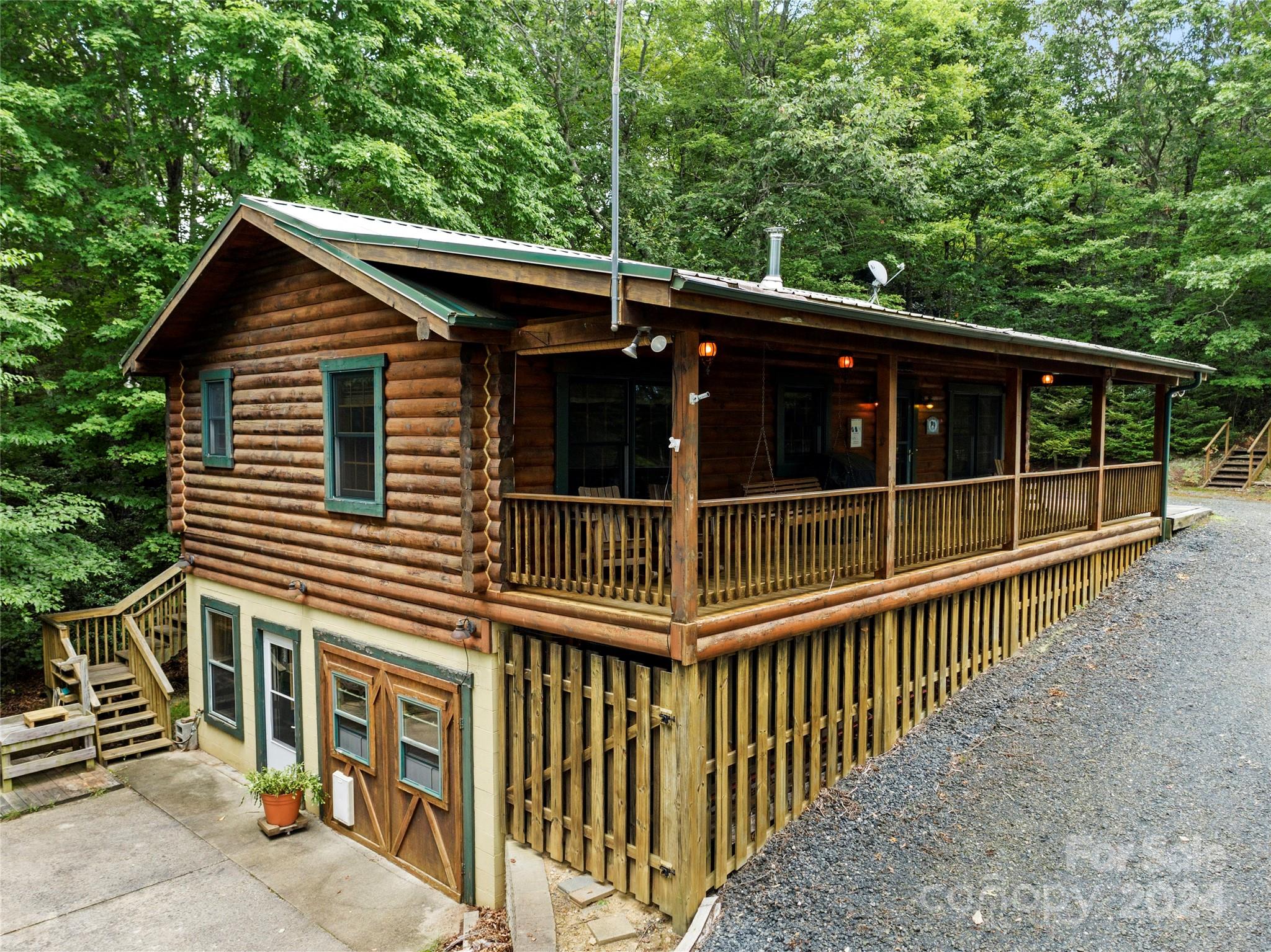1005 Pine Tree Road Spruce Pine, NC 28777 - Photo 3 of 48 Gallery Image 3