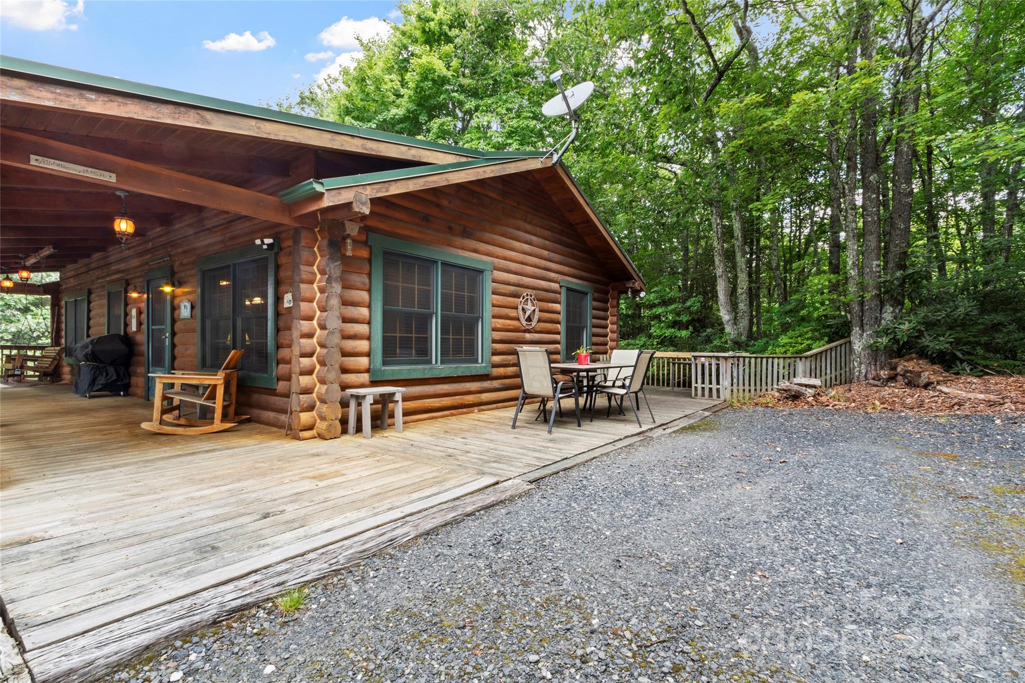 1005 Pine Tree Road Spruce Pine, NC 28777 - Photo 4 of 48 Gallery Image 4
