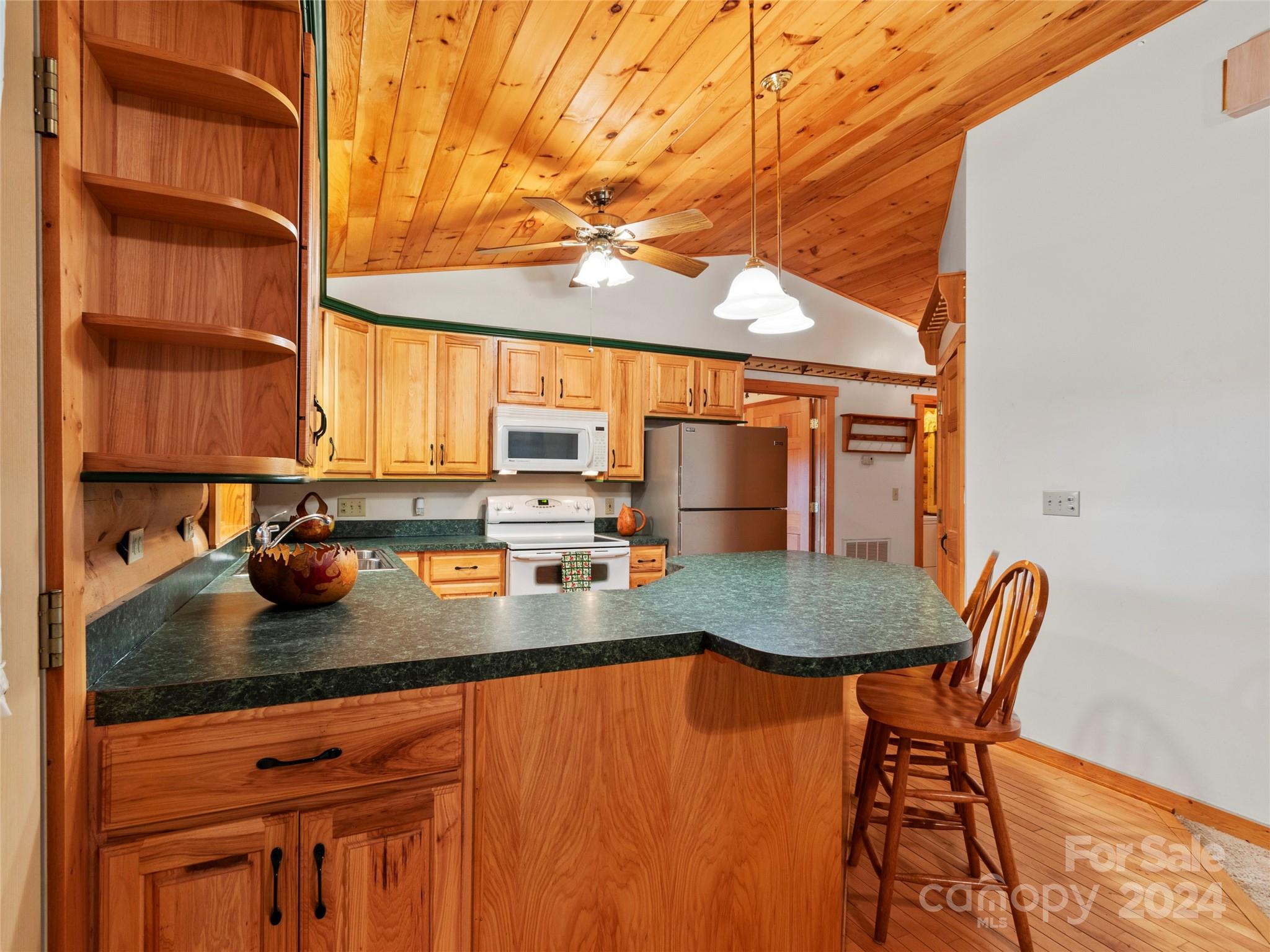 1005 Pine Tree Road Spruce Pine, NC 28777 - Photo 8 of 48 Gallery Image 8