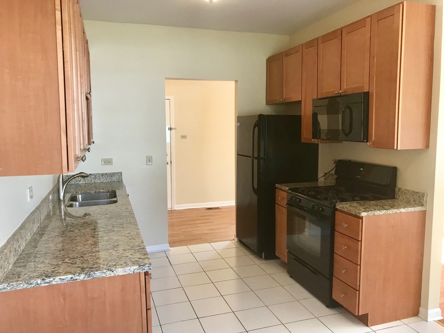 247 Willow Road Matteson, IL 60443 - Photo 15 of 33