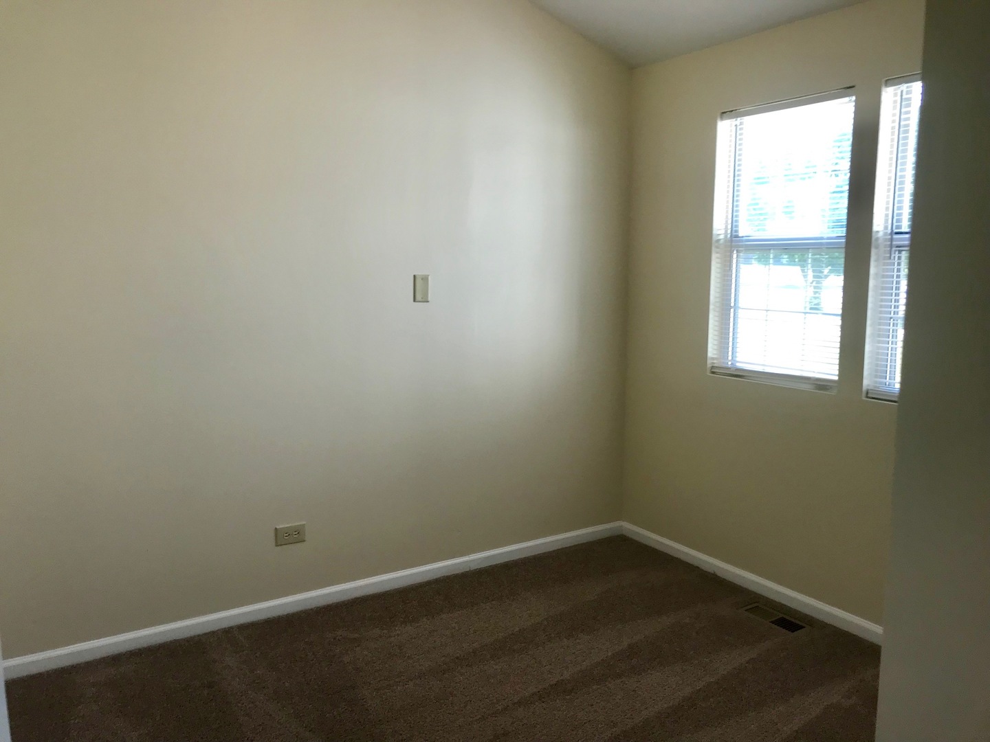 247 Willow Road Matteson, IL 60443 - Photo 18 of 33