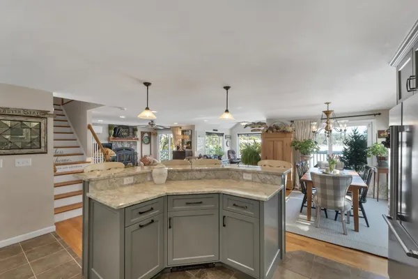 $2,100,000 | 163 North Shore Road, New Durham, NH 03855