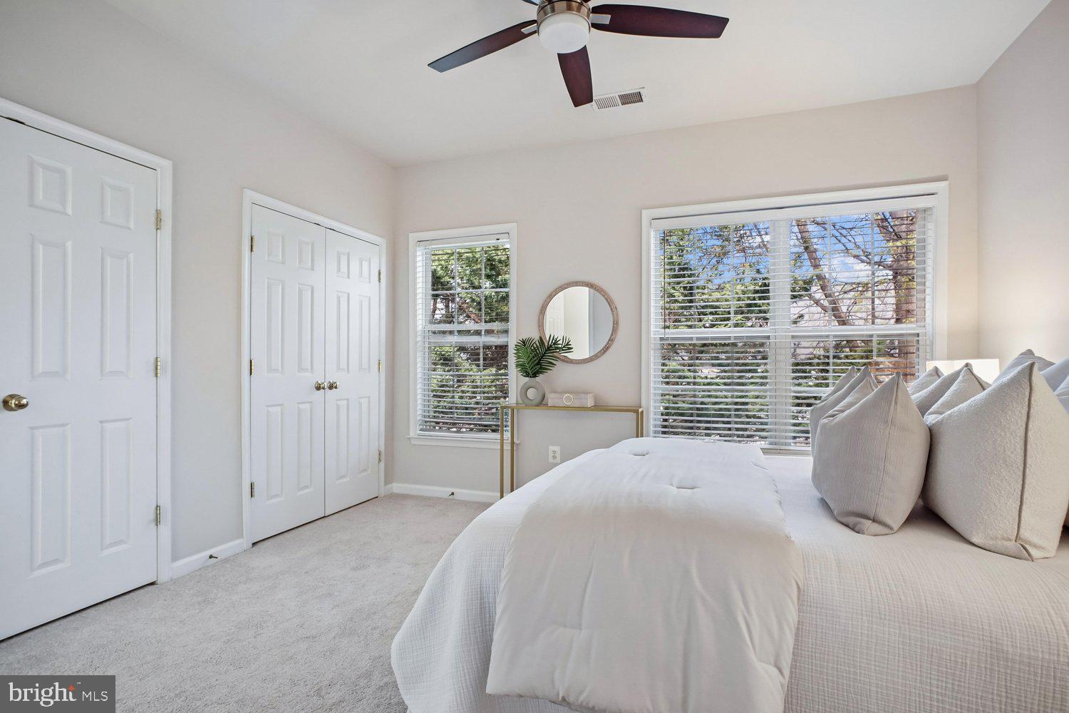 4160 Timber Log Way Fairfax, VA 22030 - Photo 18 of 39 Primary Bedroom