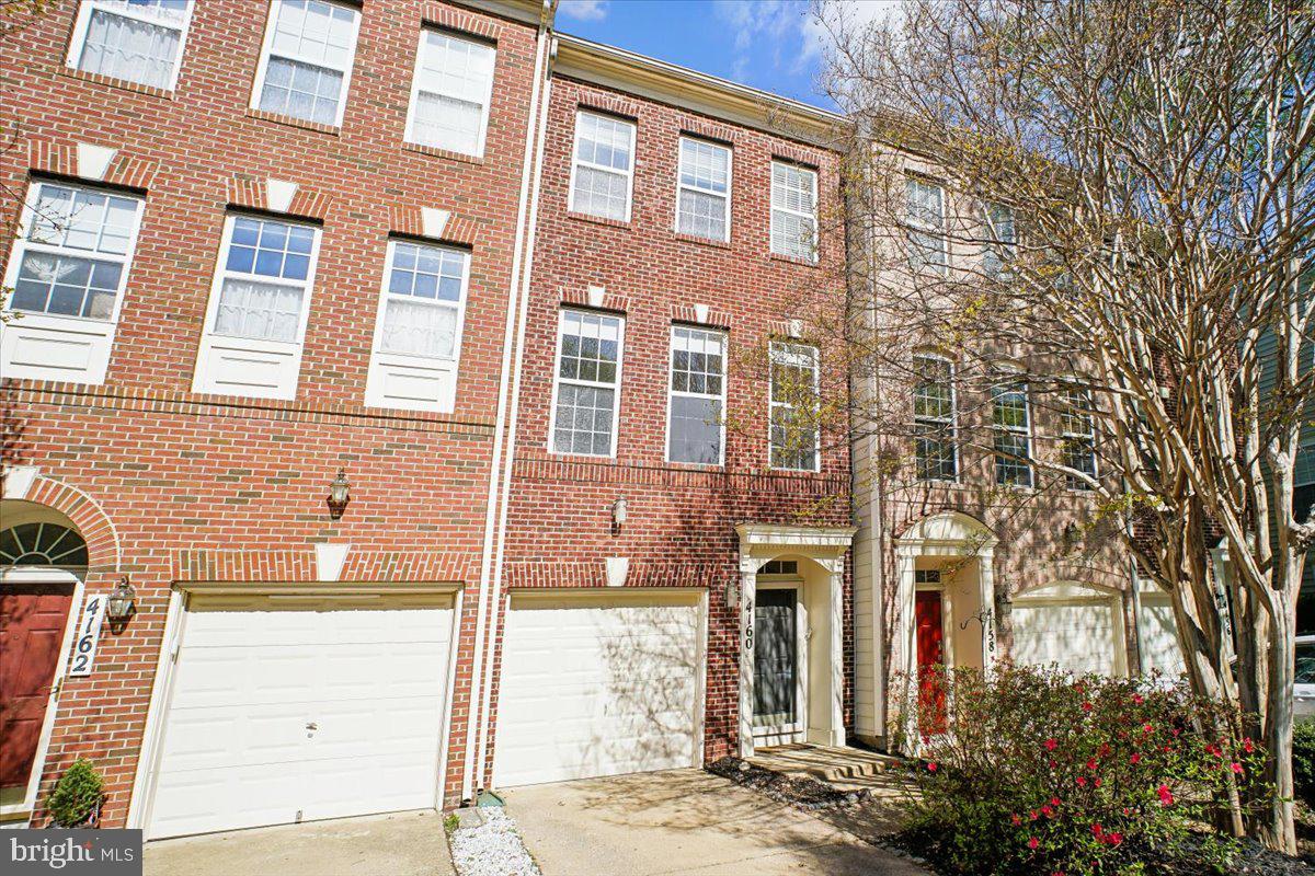 4160 Timber Log Way Fairfax, VA 22030 - Photo 2 of 39 New Garage Door