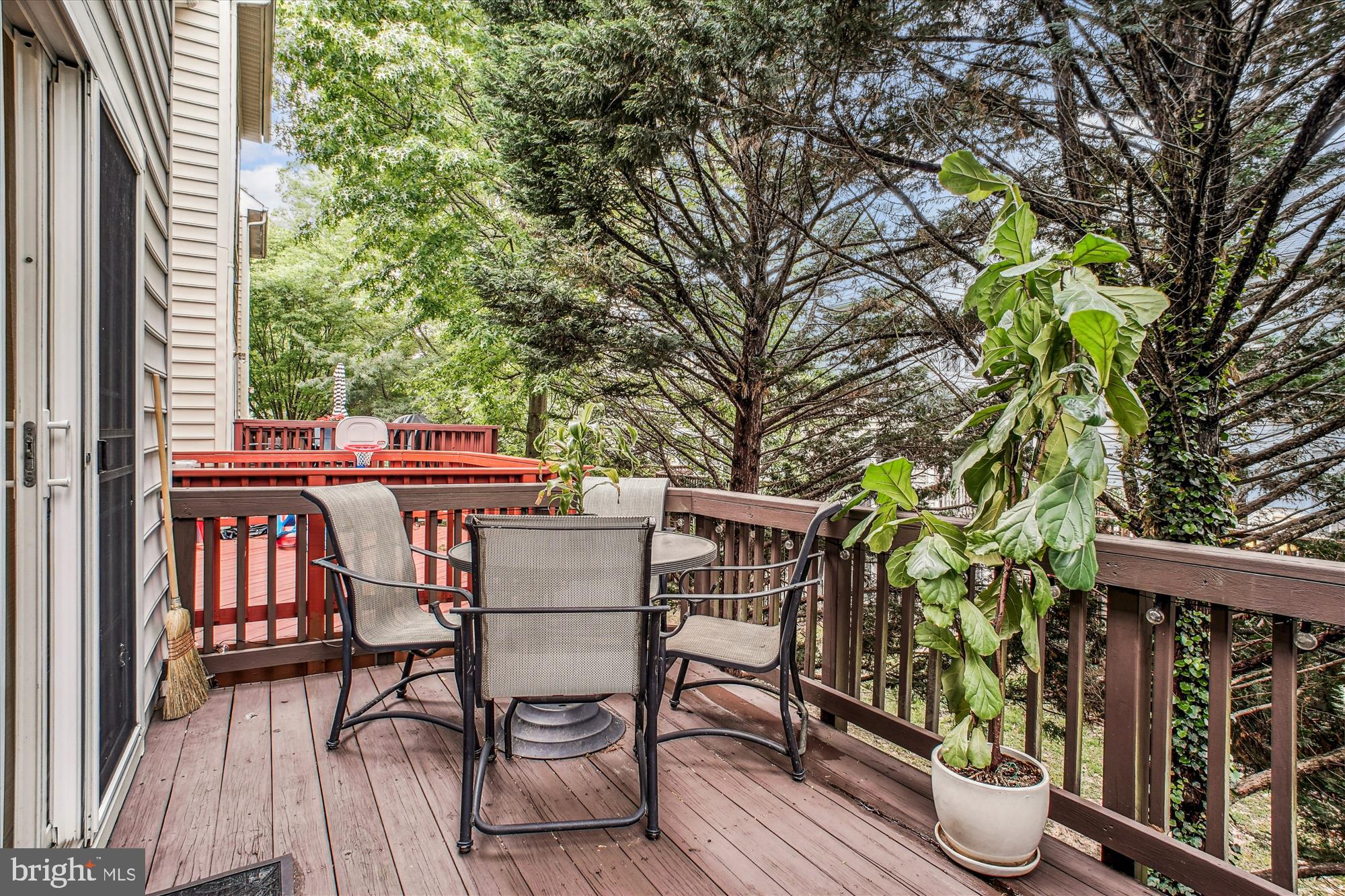 4160 Timber Log Way Fairfax, VA 22030 - Photo 31 of 39 Deck