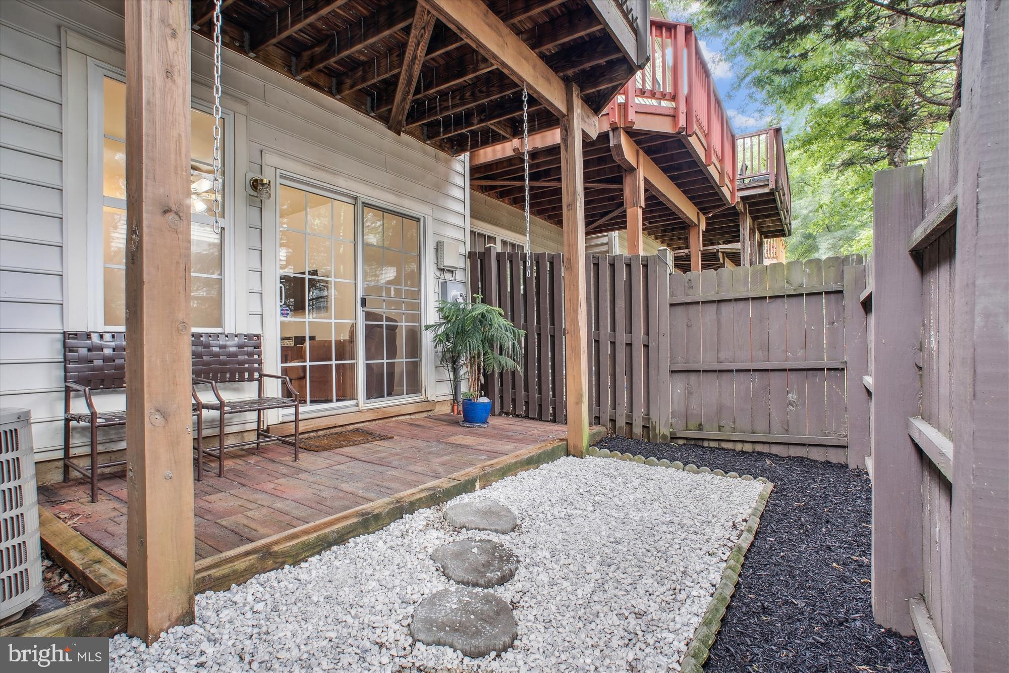 4160 Timber Log Way Fairfax, VA 22030 - Photo 32 of 39 Patio