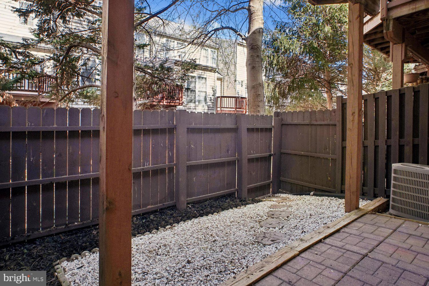 4160 Timber Log Way Fairfax, VA 22030 - Photo 37 of 39 Patio