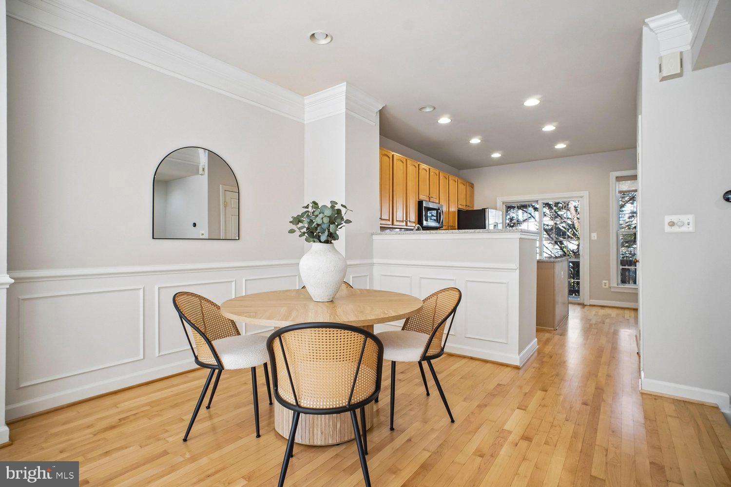 4160 Timber Log Way Fairfax, VA 22030 - Photo 5 of 39 Dining Room