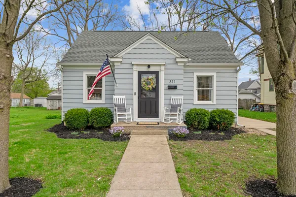 $129,900 | 311 South 3rd Street, Oregon, IL 61061