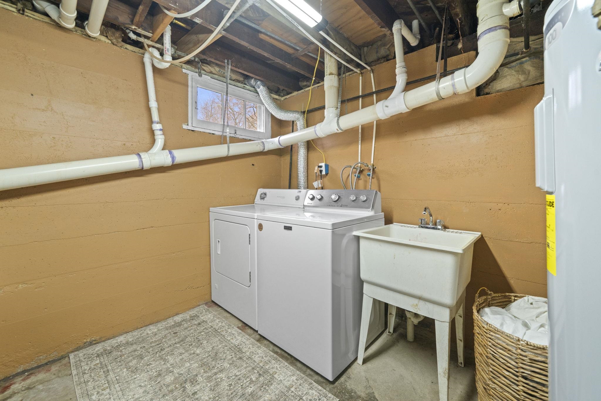 311 South 3rd Street Oregon, IL 61061 - Photo 17 of 24 a utility room with dryer and washer