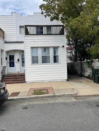 $2,700 | 3915 Winchester Avenue, Atlantic City, NJ 08401