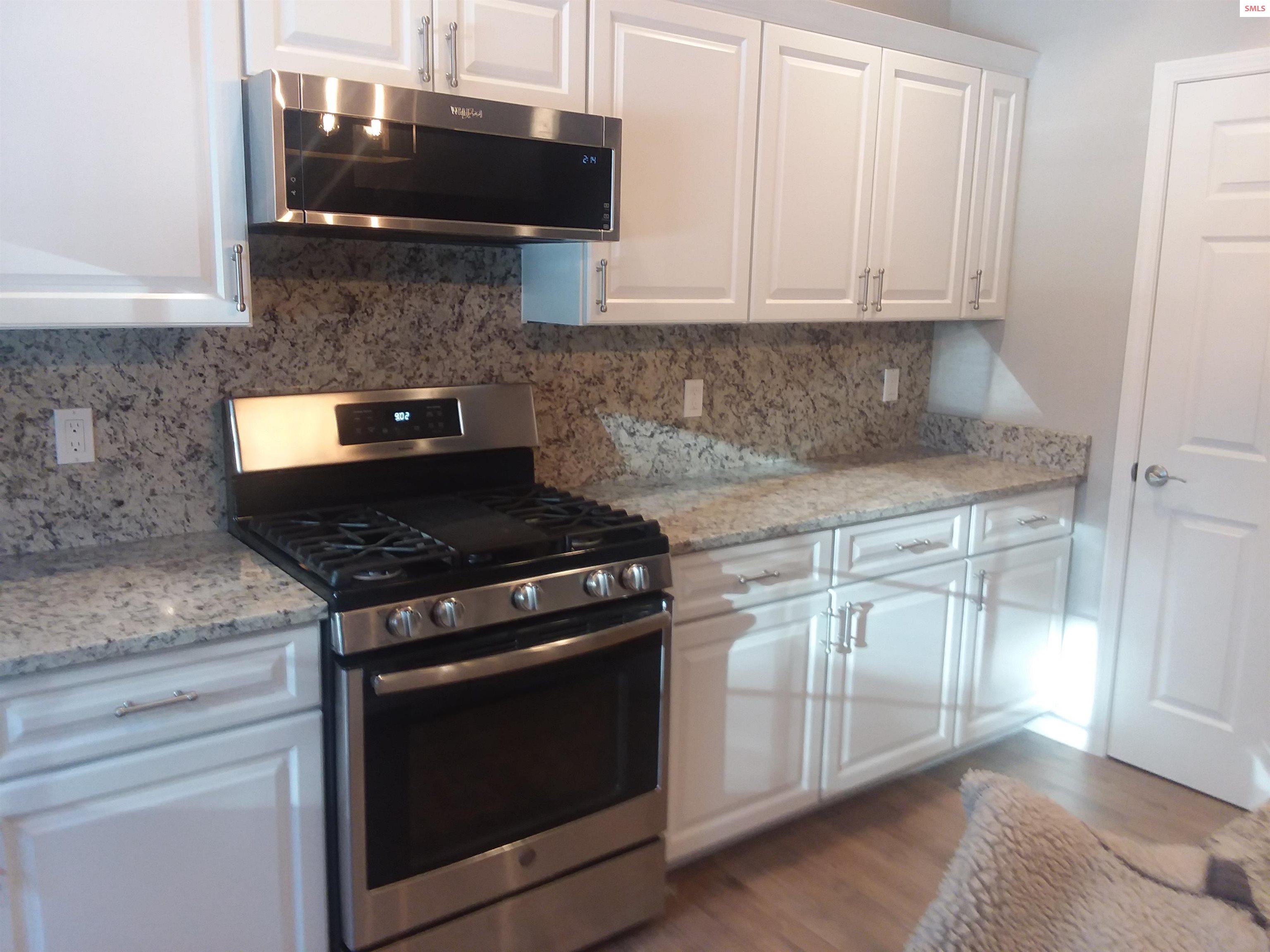 355 Elk Road Moyie Springs, ID 83845 - Photo 7 of 22 Gallery Image 7