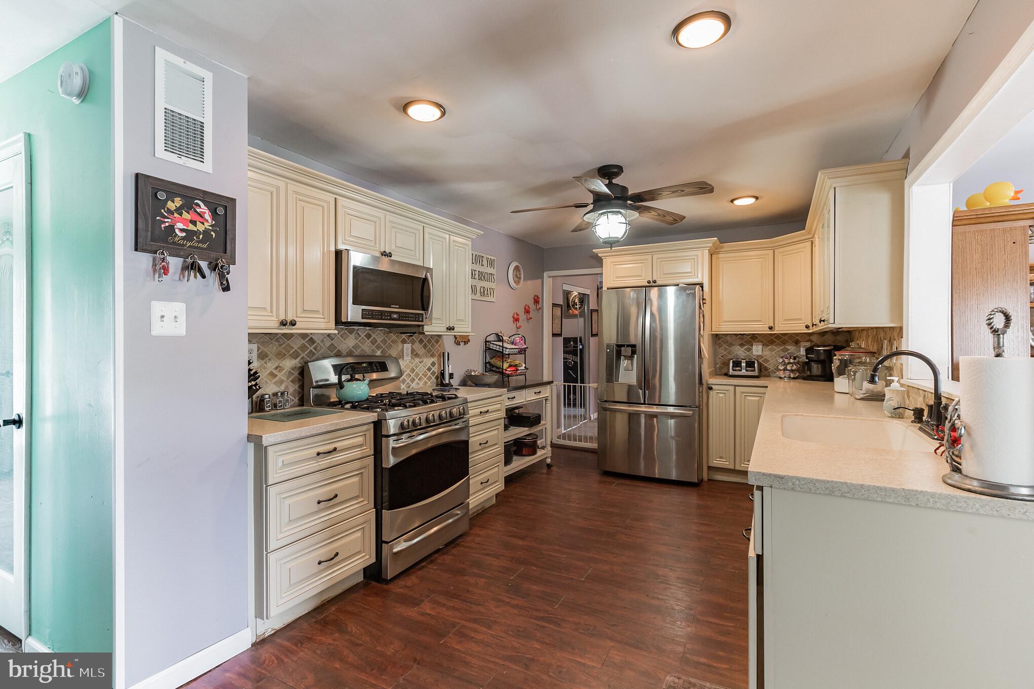 8226 Northview Road Baltimore, MD 21222 - Photo 12 of 46