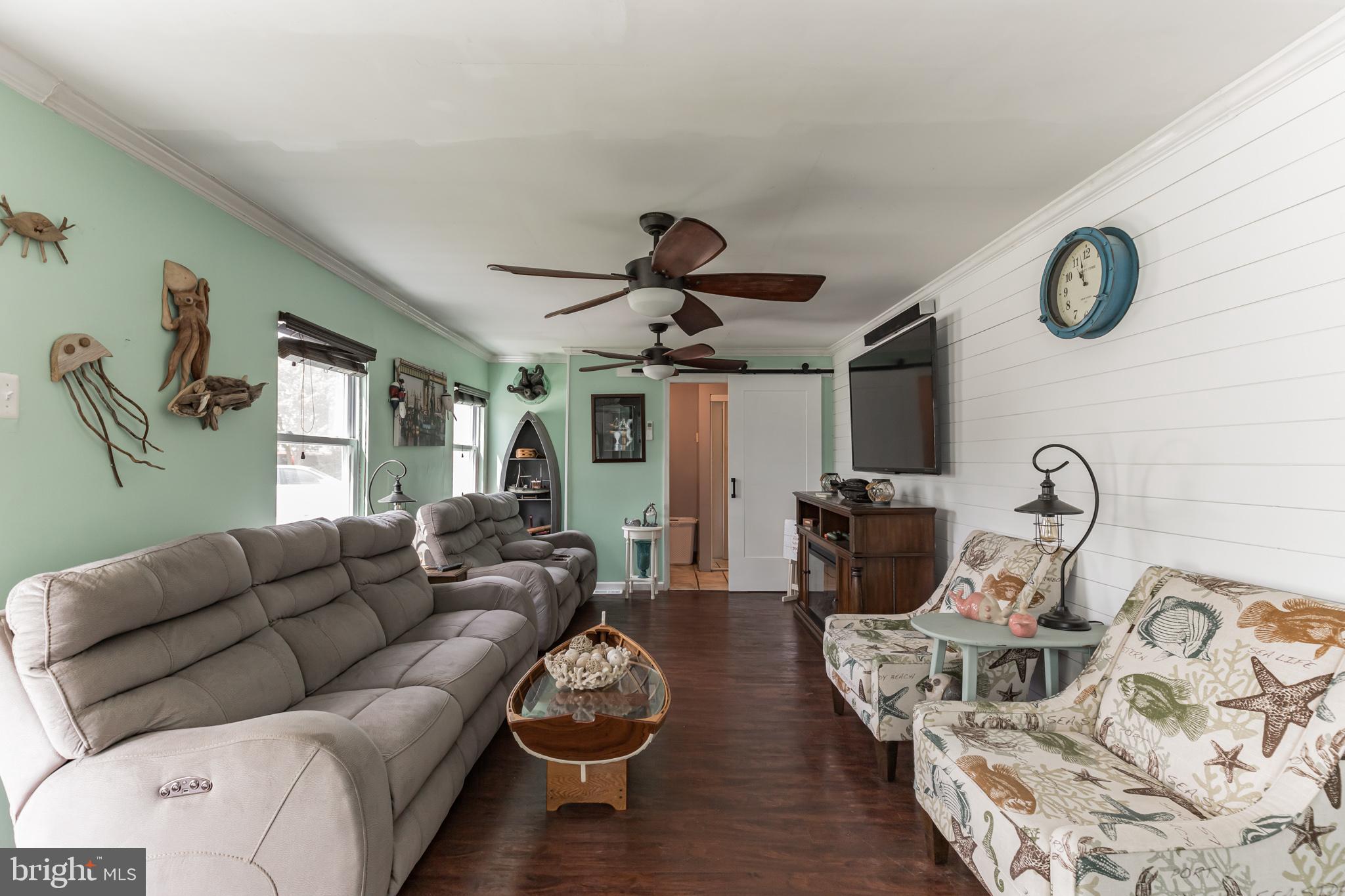 8226 Northview Road Baltimore, MD 21222 - Photo 4 of 46