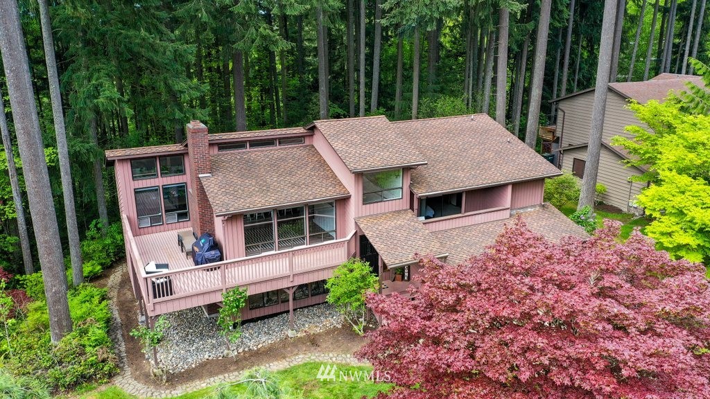 20830 28th Avenue Southeast Bothell, WA 98021 - Photo 37 of 40 front view of a house with a yard