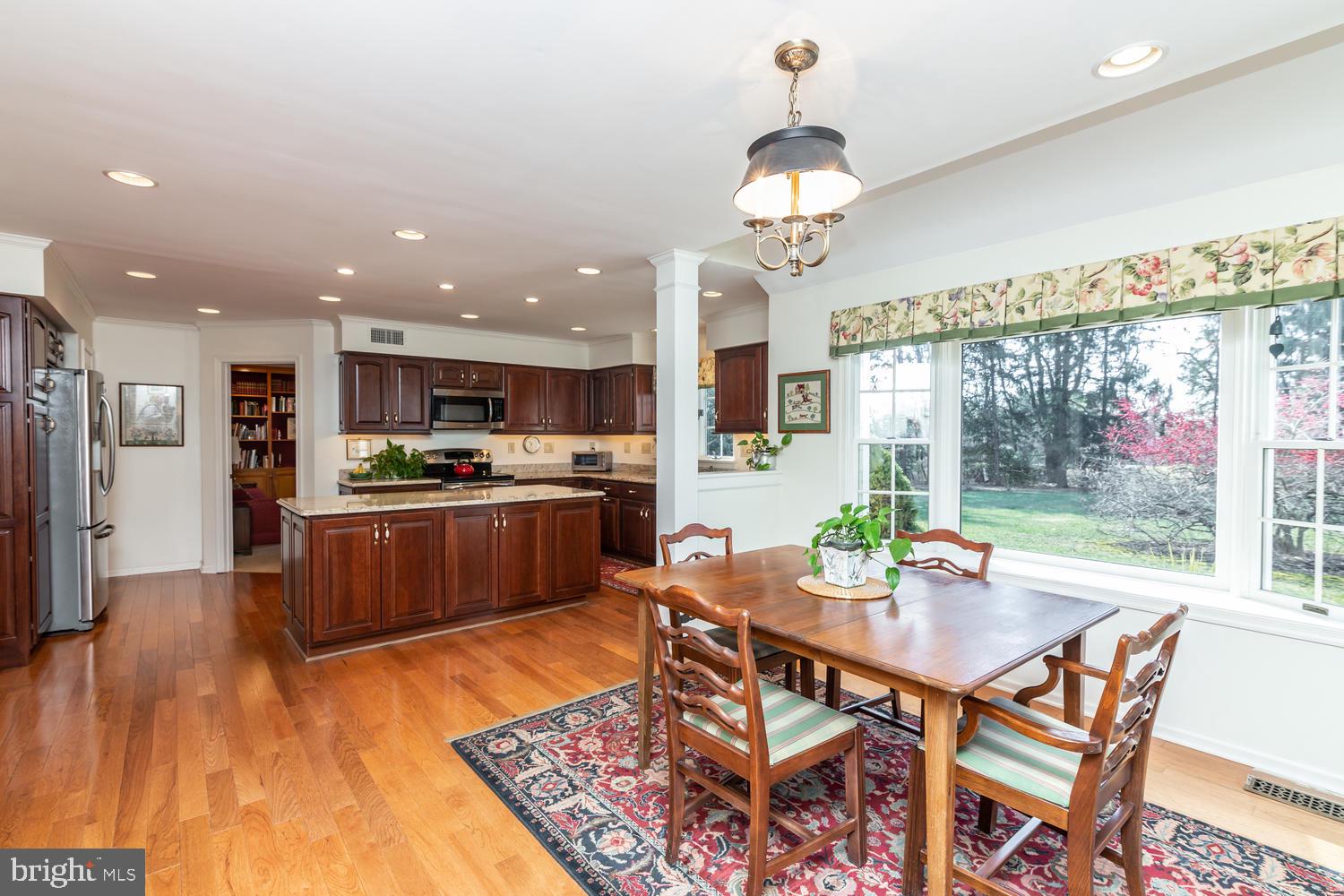 104 Spinnaker Lane Kennett Square, PA 19348 - Photo 11 of 42 Breakfast room