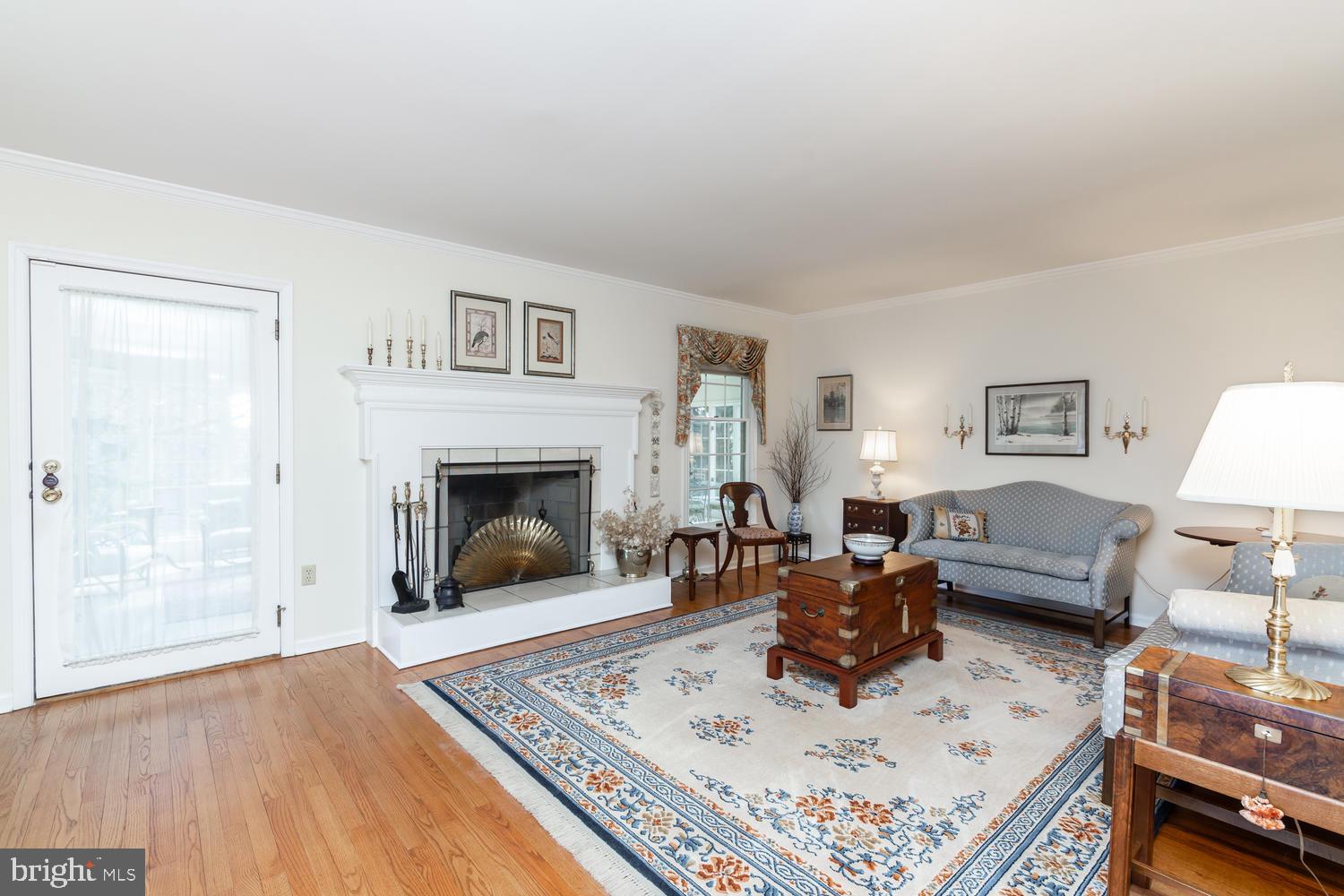 104 Spinnaker Lane Kennett Square, PA 19348 - Photo 12 of 42 Living Room
