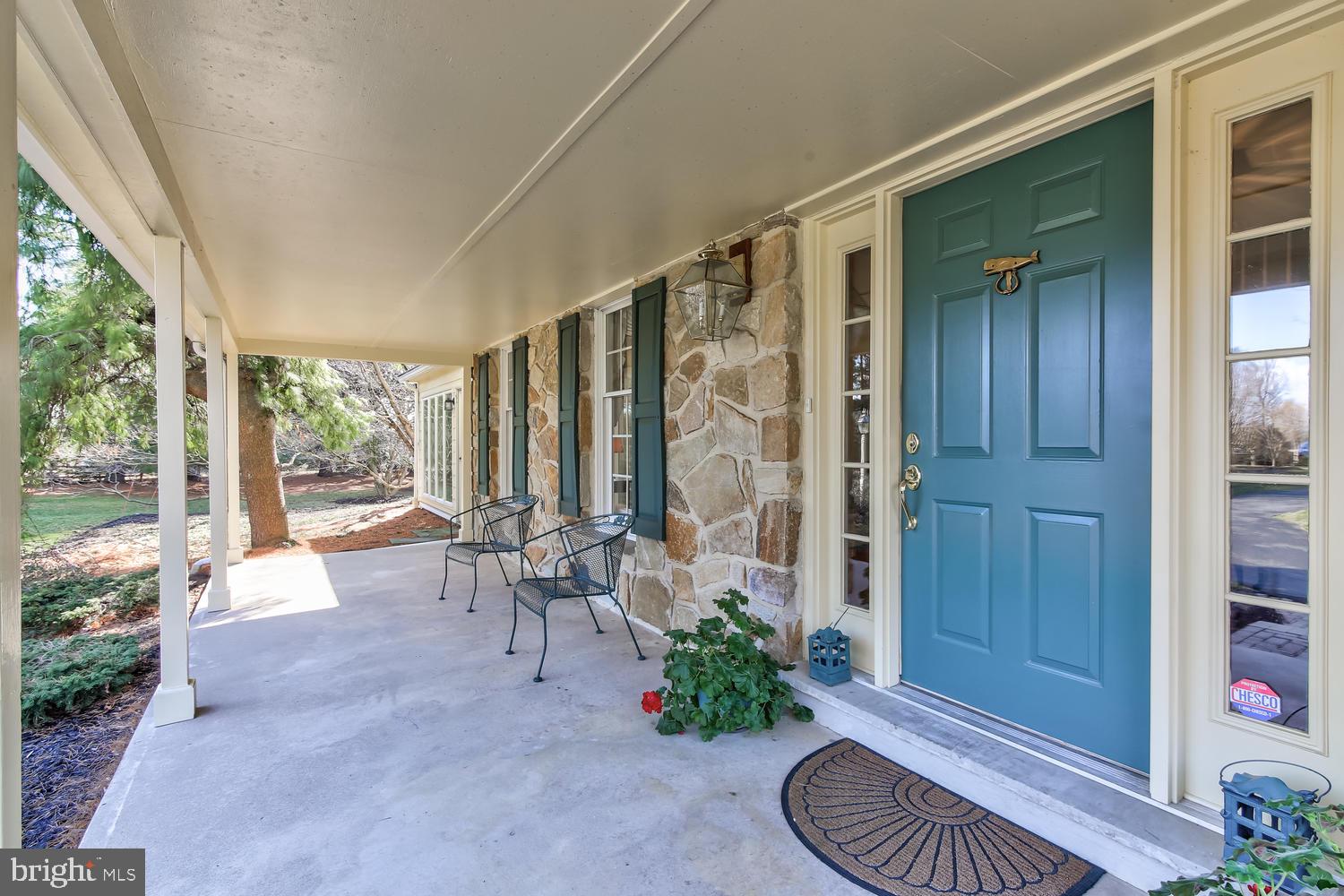 104 Spinnaker Lane Kennett Square, PA 19348 - Photo 4 of 42 Front Porch