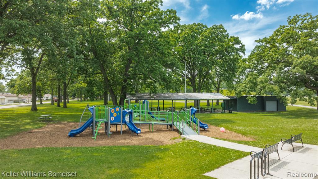 2115 Leitch Road Ferndale, MI 48220 - Photo 28 of 30