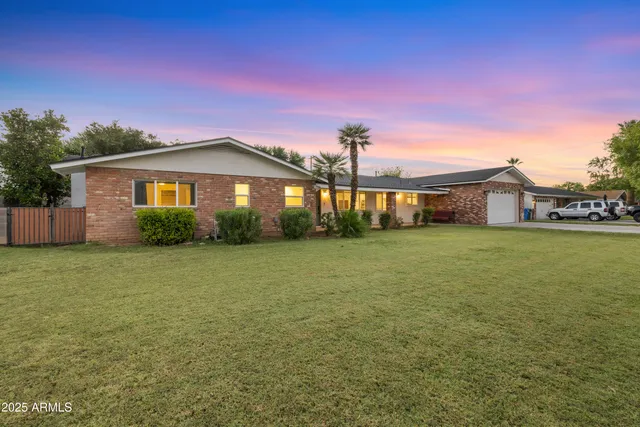 $1,275,000 | 7801 North 16th Lane, Phoenix, AZ 85021