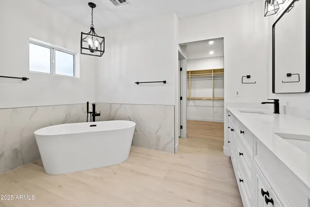 a view of a room with an empty space