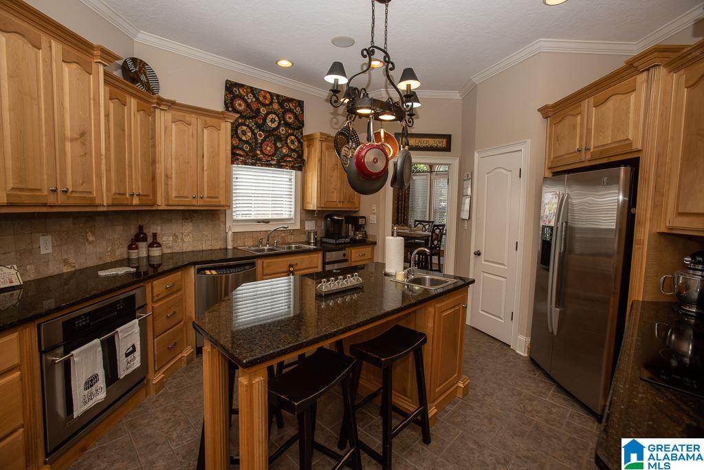 780 Briar Cliff Road Rainbow City, AL 35906 - Photo 9 of 45