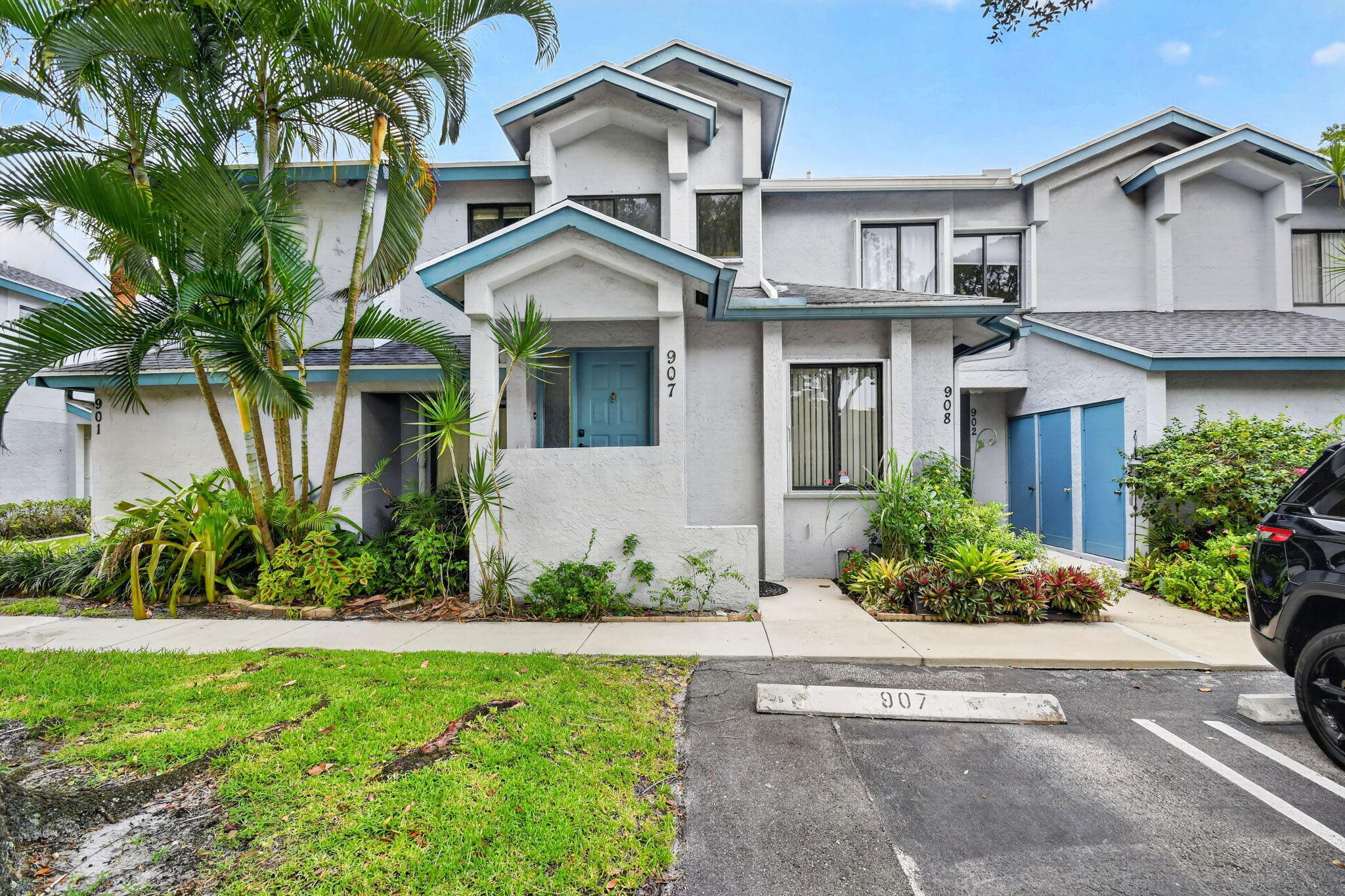 907 Harbour Pointe Way Greenacres, FL 33413 - Photo 2 of 87 907 Harbour Pointe Way