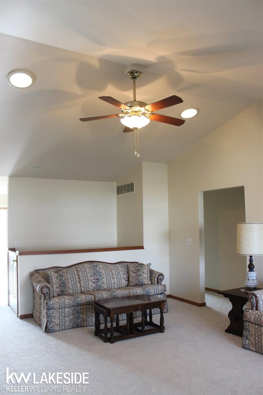 472 Newcastle Lane Romeo, MI 48065 - Photo 10 of 25 31390911-9.JPG