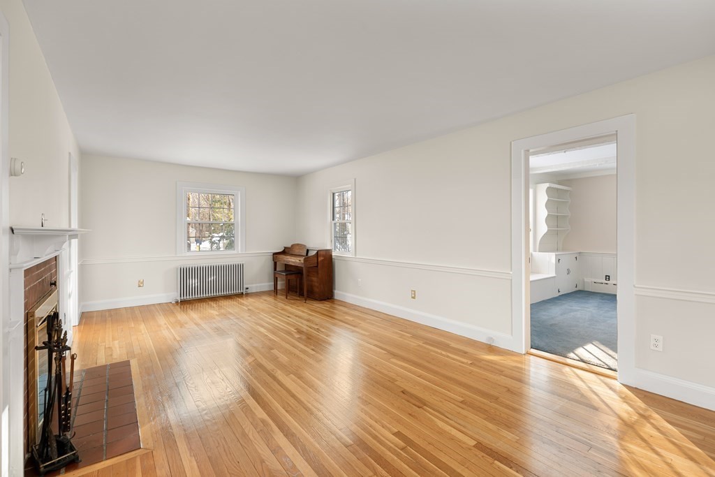 50 Ashcroft Road Sharon, MA 02067 - Photo 3 of 33 Gallery Image 3