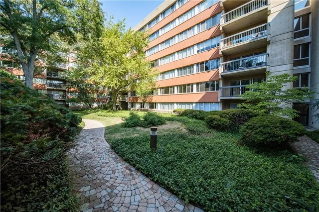 $229,000 | 2525 Main Street, Unit 213, Kansas City, MO 64108