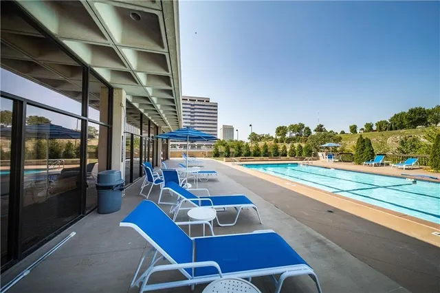 $229,000 | 2525 Main Street, Unit 213, Kansas City, MO 64108