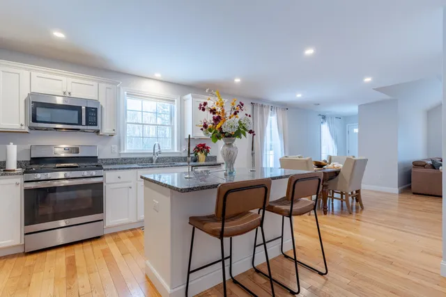 $649,000 | 113 Crawley Falls Road, Unit 3, Brentwood, NH 03833