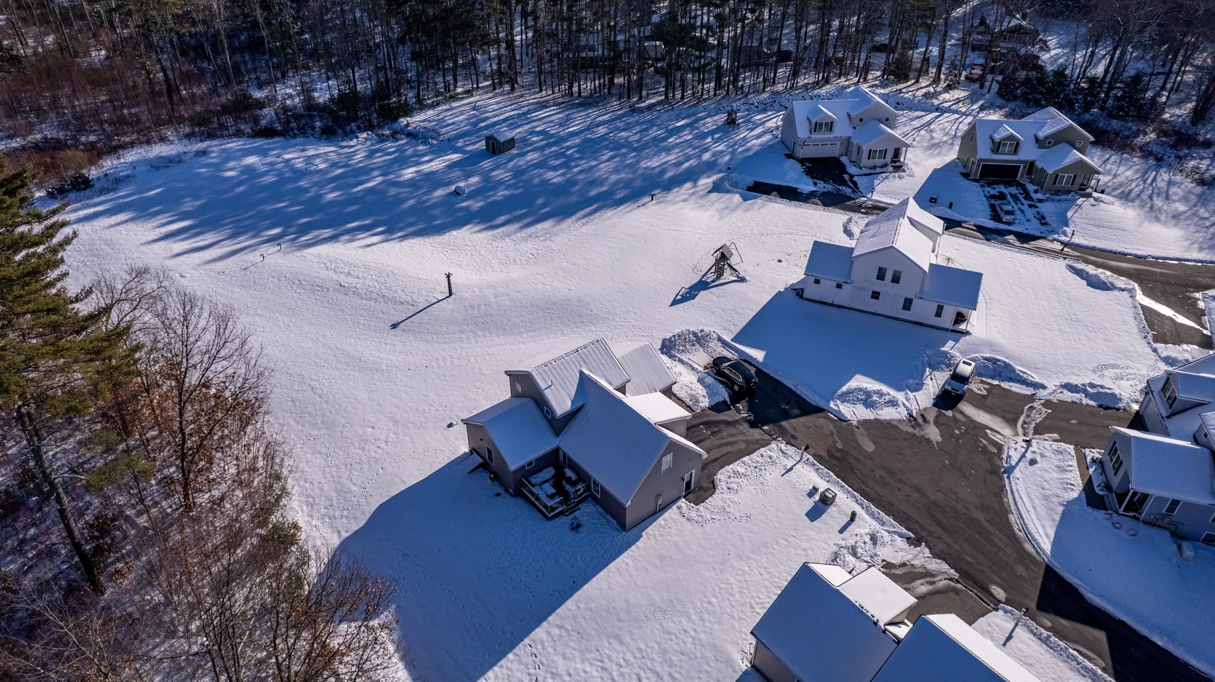 113 Crawley Falls Road, Unit 3 Brentwood, NH 03833 - Photo 28 of 37