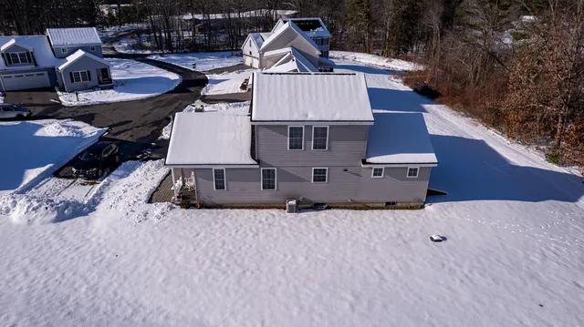 $649,000 | 113 Crawley Falls Road, Unit 3, Brentwood, NH 03833