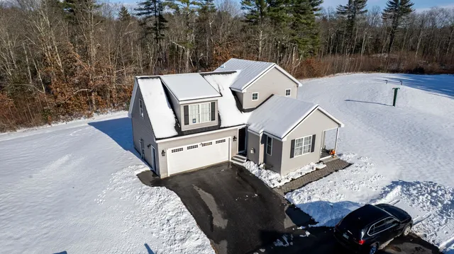 $649,000 | 113 Crawley Falls Road, Unit 3, Brentwood, NH 03833