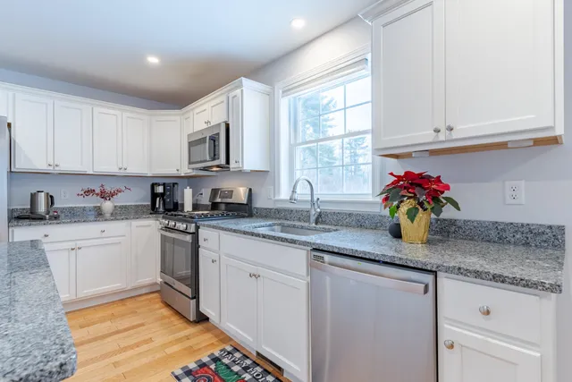 $649,000 | 113 Crawley Falls Road, Unit 3, Brentwood, NH 03833