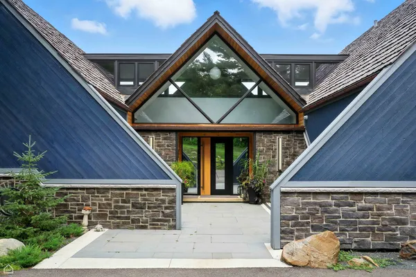 $2,250,000 | 367 Overlook Road, Barrington, IL 60010