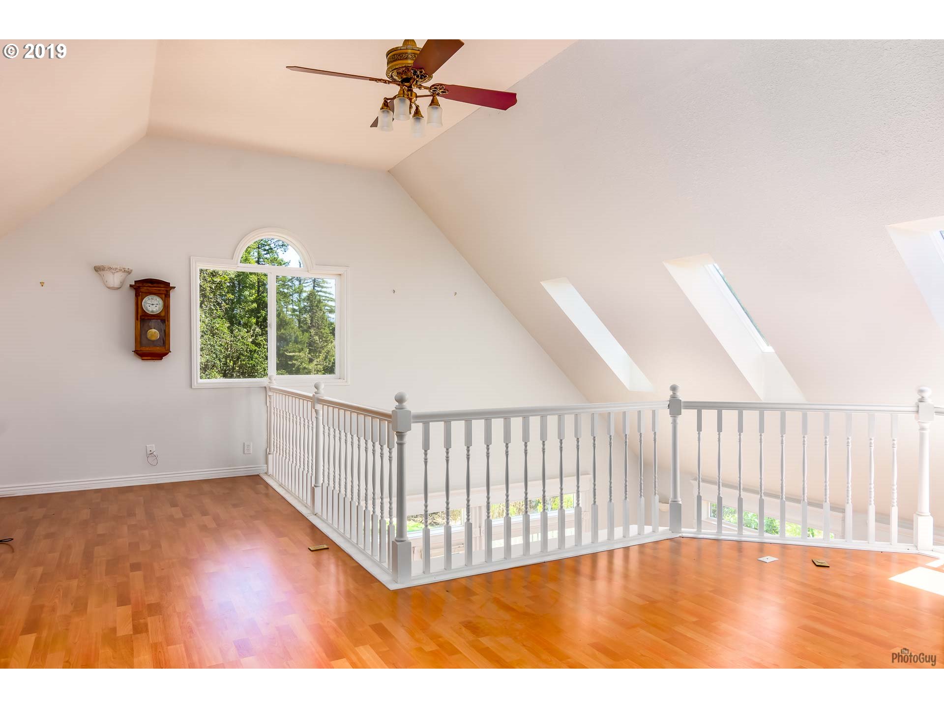 39639 Jasper Lowell Road Lowell, OR 97452 - Photo 13 of 32 a view of a room with wooden floor