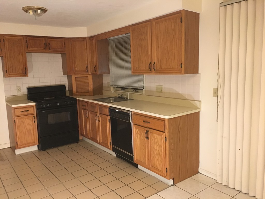 1603 Irving Road, Unit 1603 Randolph, MA 02368 - Photo 3 of 20