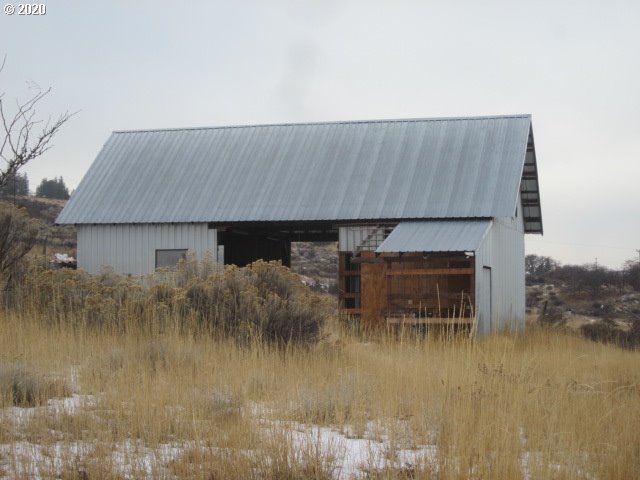 384 Oak Flat Road Goldendale, WA 98620 - Photo 3 of 18 Gallery Image 3