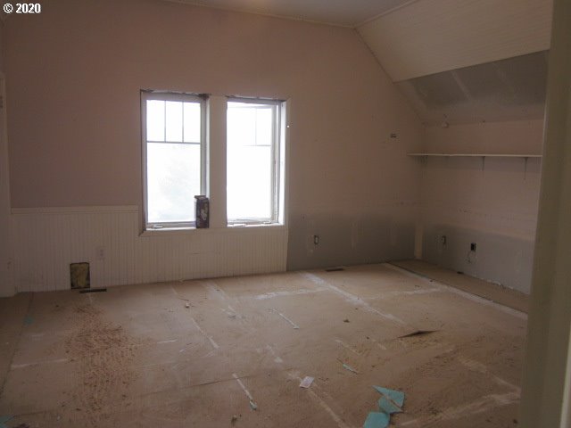 384 Oak Flat Road Goldendale, WA 98620 - Photo 7 of 18 Gallery Image 7