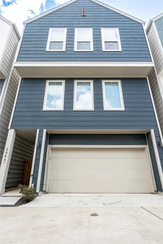 a view of outdoor space