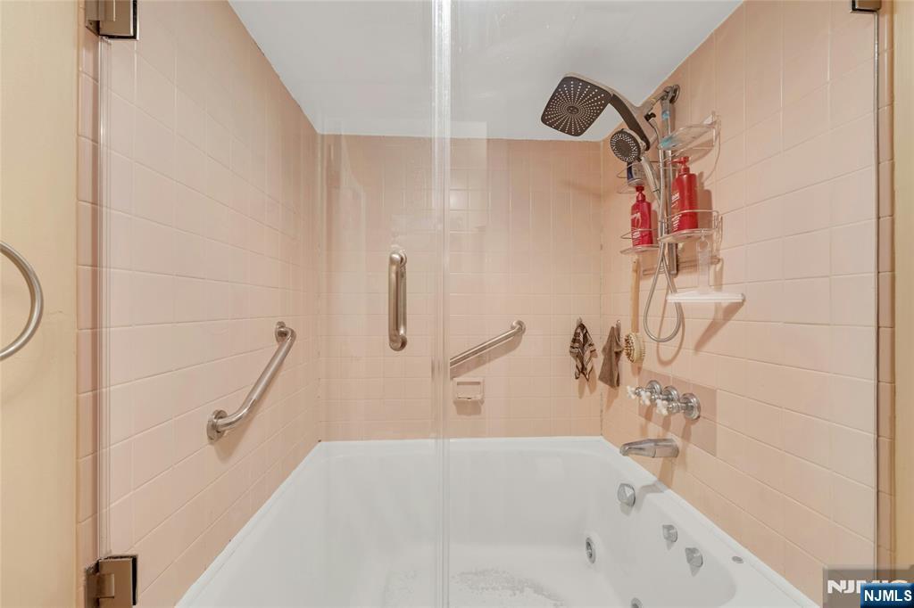 49 Quartz Lane, Unit 49 Paterson, NJ 07501 - Photo 18 of 31