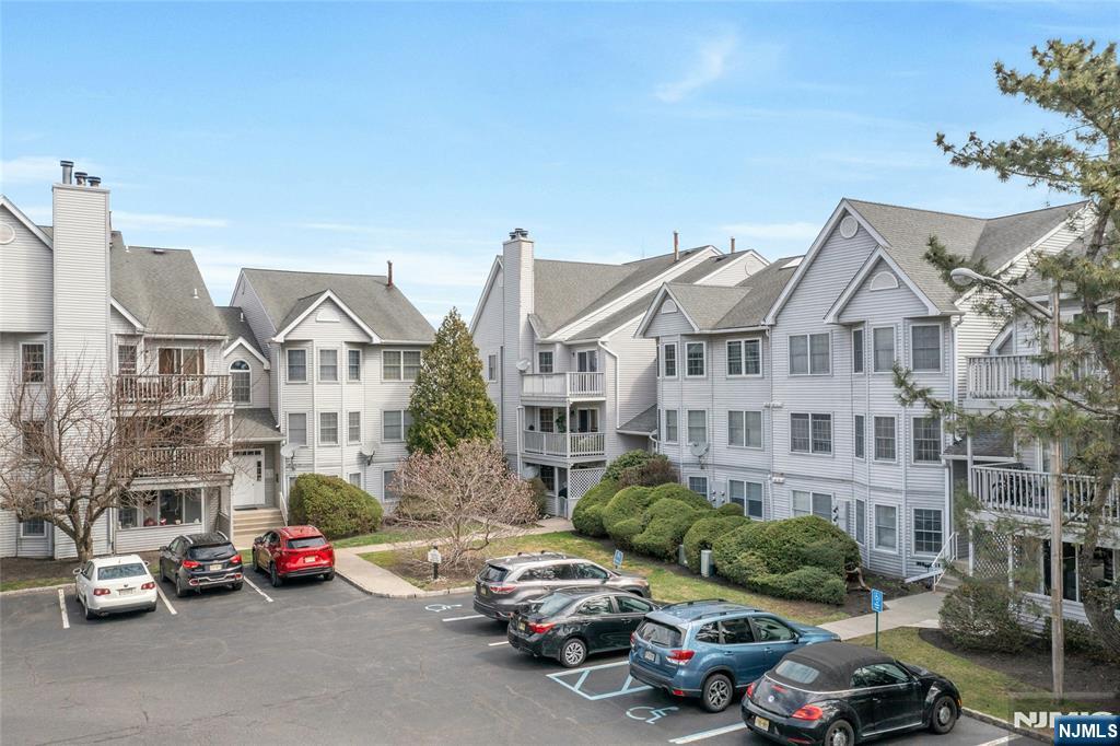 49 Quartz Lane, Unit 49 Paterson, NJ 07501 - Photo 28 of 31