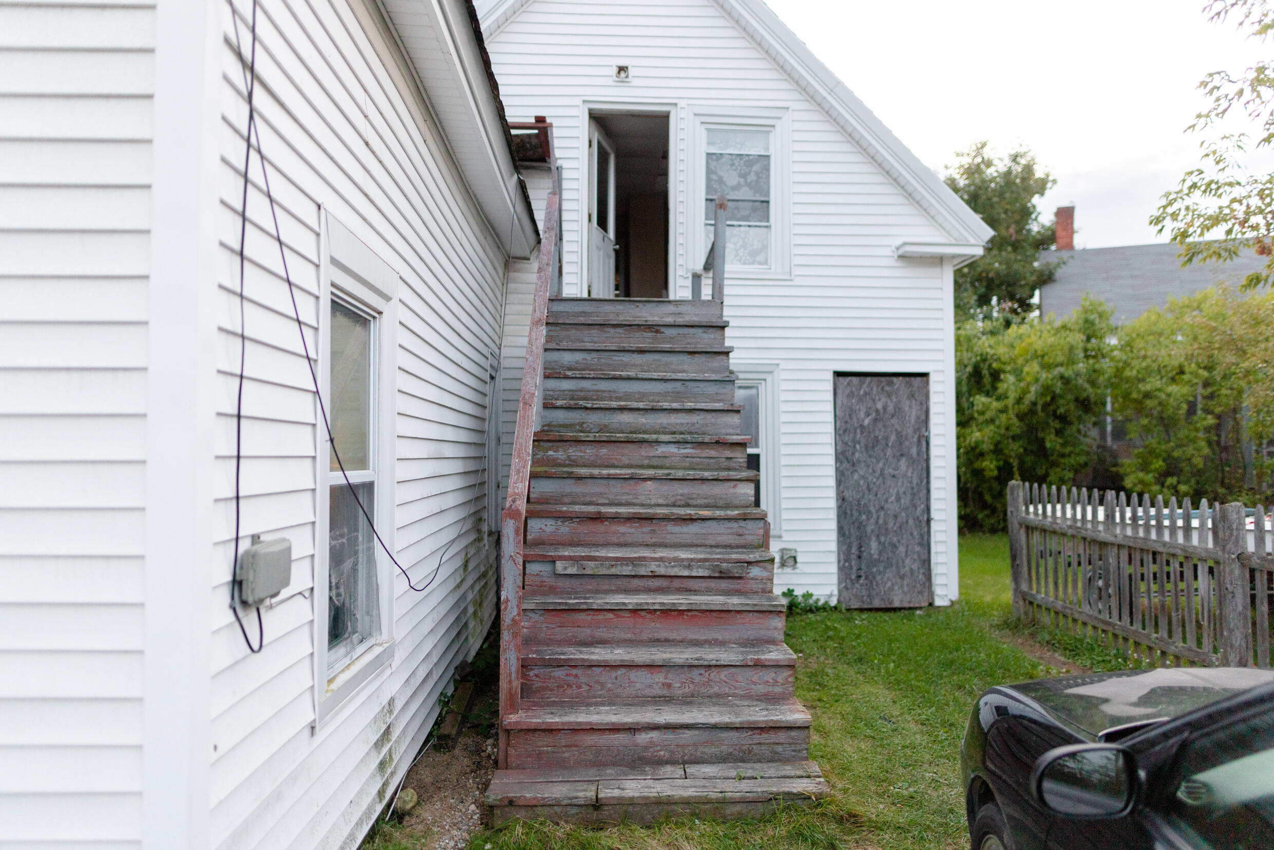 7 Butterfield Road Sumner, ME 04292 - Photo 21 of 22 Top Floor stairway