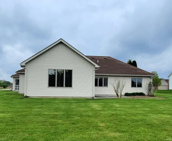 $384,900 | 204 Steeplechase Drive, Auburn, IN 46706