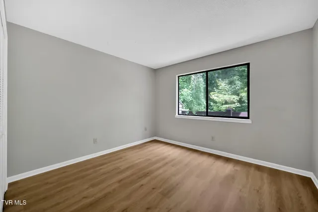 $215,000 | 1559 Colony Park Drive, Unit 37, Johnson City, TN 37604