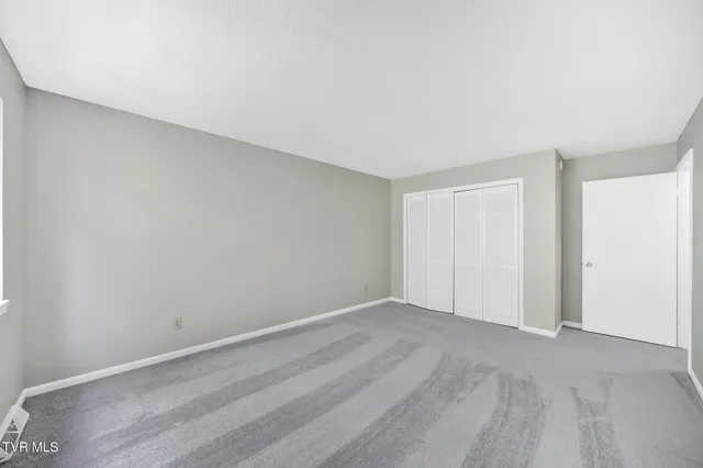 $215,000 | 1559 Colony Park Drive, Unit 37, Johnson City, TN 37604