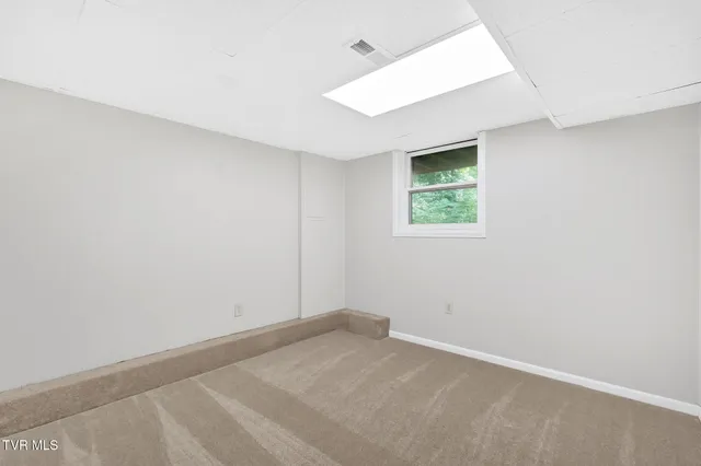 $215,000 | 1559 Colony Park Drive, Unit 37, Johnson City, TN 37604